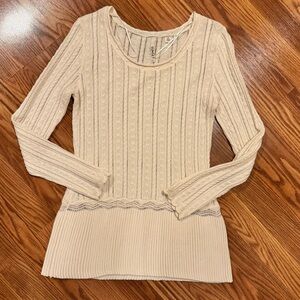 Elegant Cream Cable Knit Sweater, Medium
